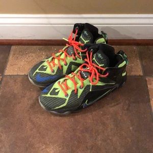 Nike Lebron James 12 “Gamer” Size 7 Athletic Shoe